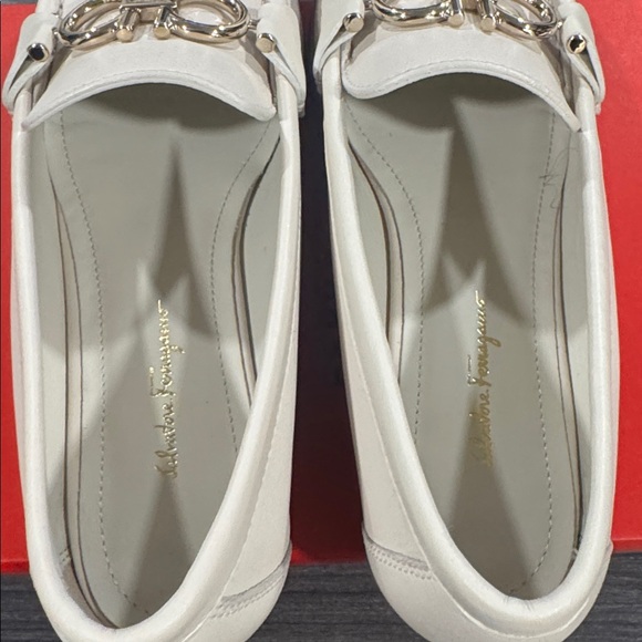 FERRAGAMO LOAFERS - Picture 4 of 16